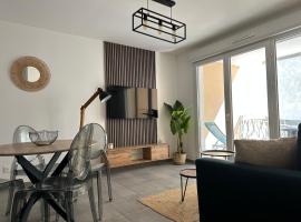 Bel Appartement au calme avec parking, hotel i Menton