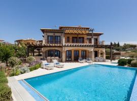 Aphrodite Hills Rentals - Mythos, hotelli kohteessa Kouklia