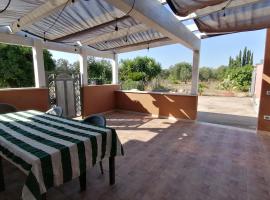 Ruralholidays, hotel in Calimera