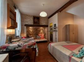 Oh P'tit Rapporteur, ξενοδοχείο σε Montcuq