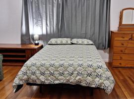 A cozy place, homestay in Noble Park