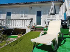 Quiet 1 bed house with kitchen Viana do Castelo, chalé em Viana do Castelo