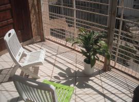 Bien situé T4 à Oran, holiday rental sa Oran