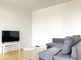 Three Bedroom Apartment In Vejle, St, Grundet Alle 10,, hotel com estacionamento em Vejle