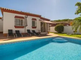 Gorgeous Home In Chiclana De La Fronter