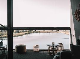 Matruusi - upea yksiö merinäköalalla - käytössäsi 2 maastopyörää, hotel u gradu Kalajoki