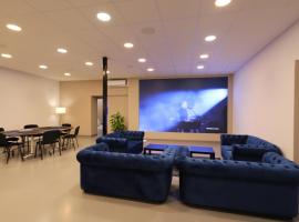 Loft 250m2 avec écran led géant de 10m2, residence a Marsiglia