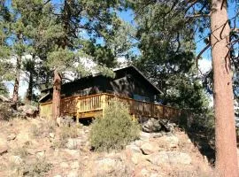 Lazy R Cottages- 5 cabin