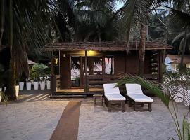 Mamagoa Beach Resort – ośrodek wypoczynkowy w mieście Mandrem