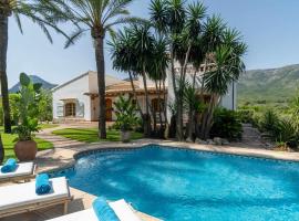 Villa Enri Dreamy Vacation Home Pool Jacuzzi, dovolenkový prenájom v destinácii Parcent