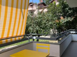 B&B FIOR DI CAMPO, self catering accommodation in Ronago