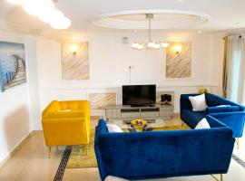 Residence Le Carat Bonapriso, serviced apartment in Douala
