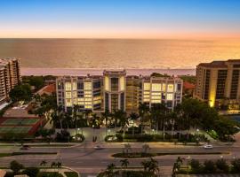 Marco Beach Ocean Suites, feriebolig i Marco Island