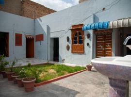 Little prince guest house & homestay, hotel in Bikaner