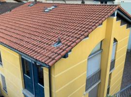 Yellow House Guest House, hotel econômico em Mendrisio