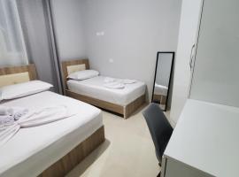 Twins Apartment, hotel in Përmet