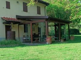 Cascina Gretaio, dimora tipica, hotel u gradu Ređelo