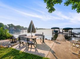 Stealth Cottage, hotel com estacionamento em Coloma