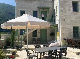 Aristi boutique stonehouse with attic, cheap hotel in Aristi