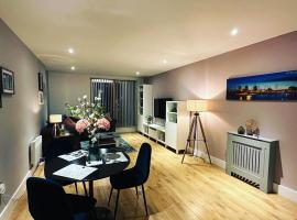Spacious Luxury Waterfront Apartment – hotel w mieście Ipswich
