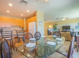 Princeville Condo with AC, Pool, Garage, Beach Gear 27B