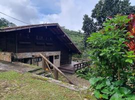 Chalé das Helicônias, cottage in Guaramiranga