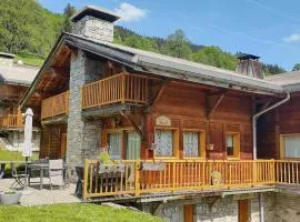 Chalet spacieux avec sauna, 4 chambres et Wi-Fi - FR-1-671-50