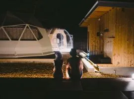 dots by Dot Glamping Suite 001、富士河口湖町のグランピング施設