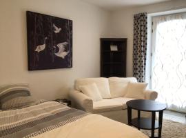 Black and white, appartement in Profondeville