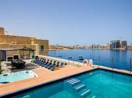 Valletta Waterfront Villa with Pool and Jacuzzi