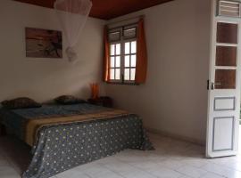 Ti Cannelle Maison à partager Chambre 104, вариант проживания в семье в городе Сент-Люсе