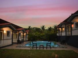 FabEscape Vagator Retreat Resort With Swimming Pool - Nr Vagator Beach, hotel v destinaci Goa Velha
