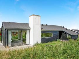 Lovely Home In Hjrring With House A Panoramic View, Villa in Hjørring