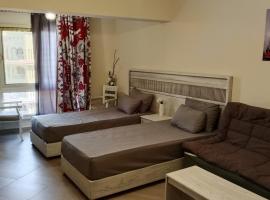 قرية اكوافيو, hotel in El Alamein