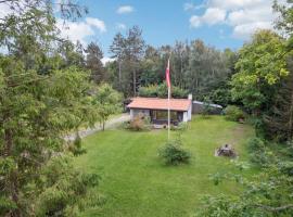 Stunning Home In rsted With Wifi, hytte i Ørsted