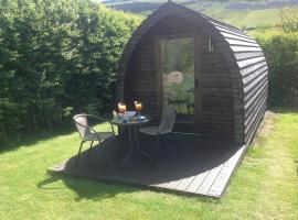 Wharfe Camp Adults Only Glamping Pod, hotel u gradu Kettlewell