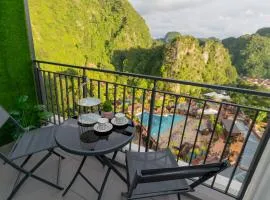 Ipoh Tambun Lost World Sunway Onsen Suite 2R 8Pax Mira Theme Park View