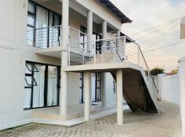 GoldenWays Apartments, apartment in Mbabane