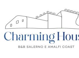 B&B Charming House, hôtel à Salerne près de : Port de Salerne