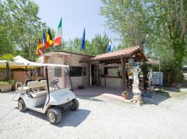 Camping dei Tigli, hotell i Torre del Lago Puccini