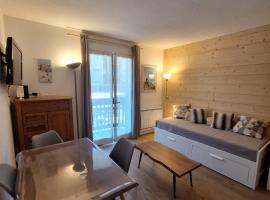 Studio Les 3 Lys Auron, hotel in Auron