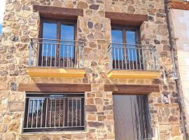 La Fragua I y II, hotel di Rebollar