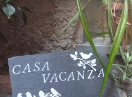 Il vicoletto – dom przy plaży w mieście Bolsena