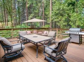 Furnished Deck Secluded Arnold Cabin Rental!