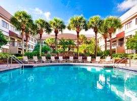 Sheraton Suites Orlando Airport Hotel, hotel perto de Aeroporto Internacional de Orlando - MCO, Orlando