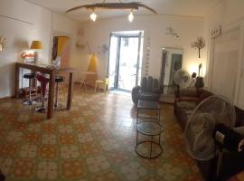 Ostello Exclusive Dependance, δωμάτιο σε οικογενειακή κατοικία στο Παλέρμο