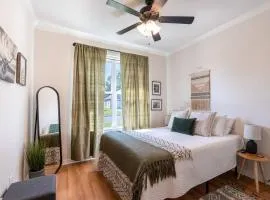 Pet Friendly, King Bed, Fire Pit