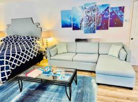 Owl Nest Hot Tub Sleeps 3 Yosemite، فندق في أهواهني