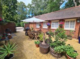 Oxfordshire Country Cottage, atostogų namelis mieste Volingfordas