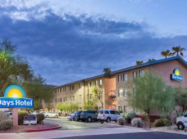 Days Hotel by Wyndham Mesa Near Phoenix – hotel w pobliżu miejsca Golfland Sunsplash w mieście Mesa